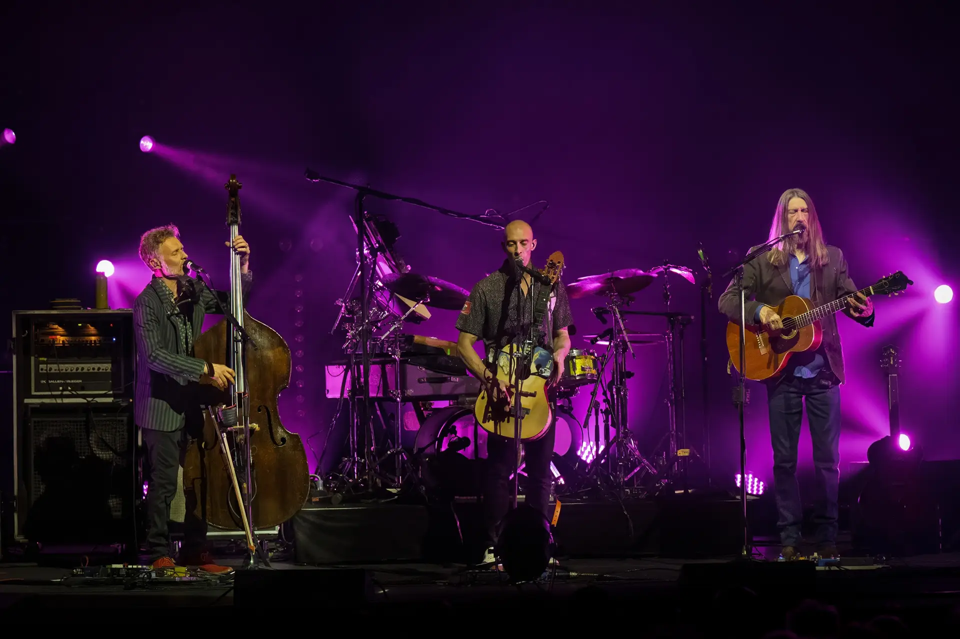The Wood Brothers live performance
